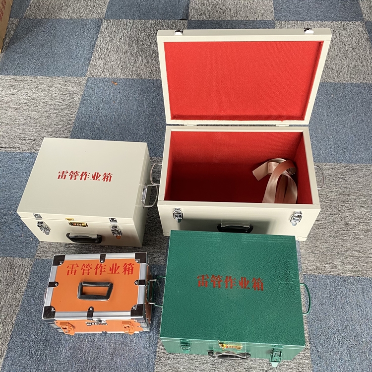 保城镇爆破工程作业箱如何选择？玻璃钢与传统材质的全面对比